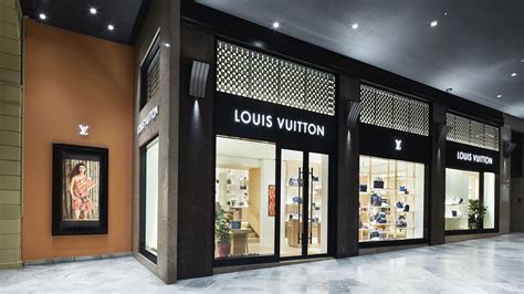 lv bologna|louis vuitton in bologna.